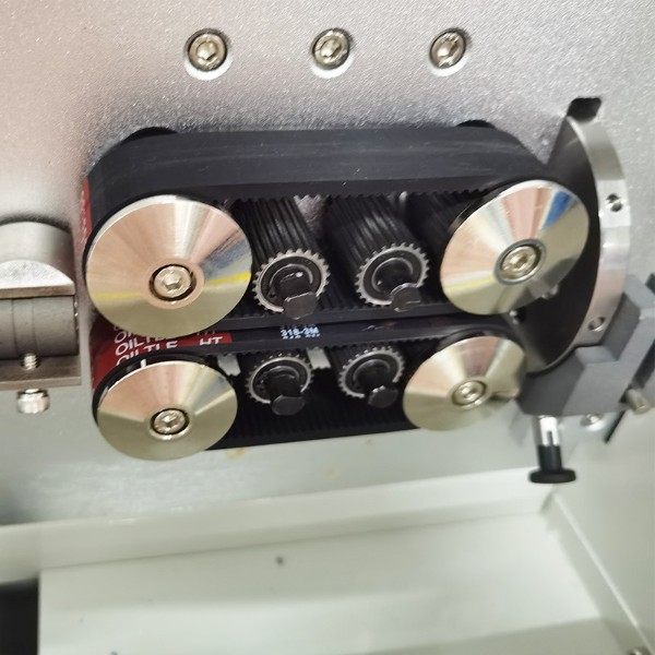 全自動電源線裁線機(jī)護(hù)套線剝線機(jī)RZT-301C-30 全自動電源線裁線機(jī)護(hù)套線剝線機(jī)RZT-301C-30